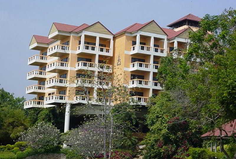 Pavilion Rim Kwai Resort Kanchanaburi Dış mekan fotoğraf
