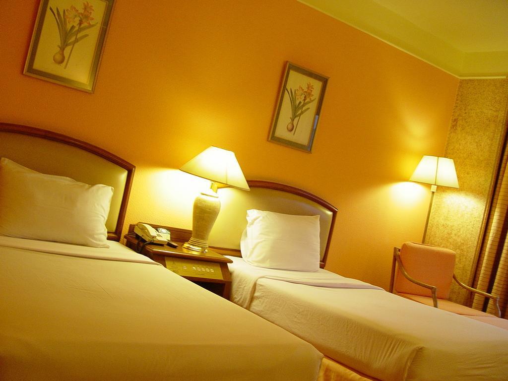 Pavilion Rim Kwai Resort Kanchanaburi Dış mekan fotoğraf